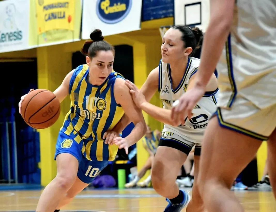 Partido de básquet de la Copa Centenario en Santa Fe