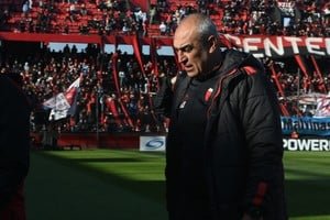 Iván Delfino, entrenador de Colón, en conferencia de prensa