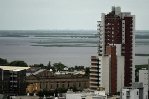 Especialistas de la UNL y del Gobierno provincial durante el conversatorio sobre El Niño y su impacto hidrológico en Santa Fe