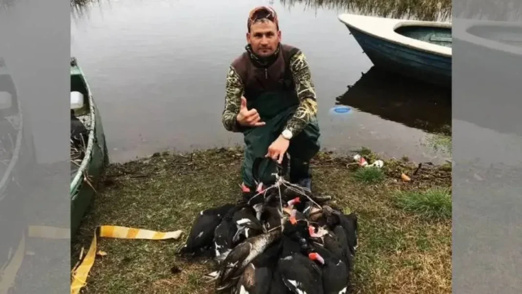 Milton Espeche, influencer de caza deportiva denunciado por matar aves protegidas en la laguna Setúbal