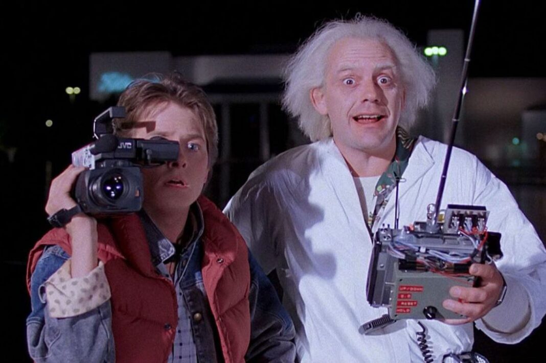 Fachada de la casa utilizada como residencia de Marty McFly en Volver al Futuro, ubicada en Pacoima, California