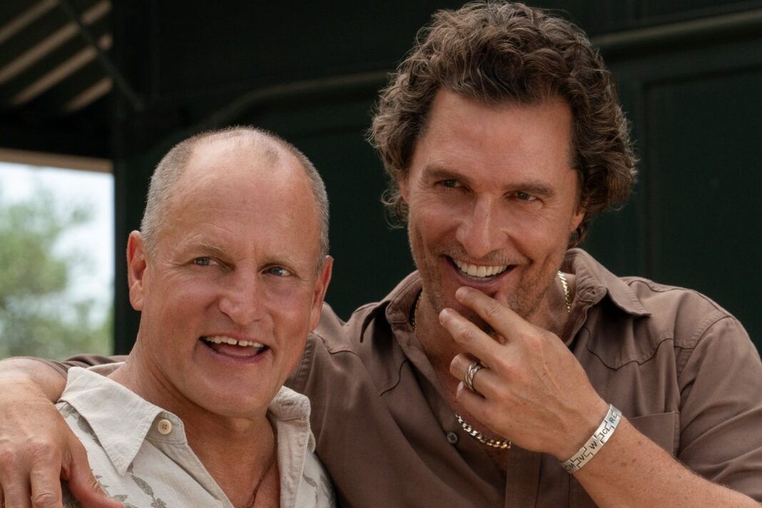 Matthew McConaughey y Woody Harrelson en una escena de 'Casi hermanos'