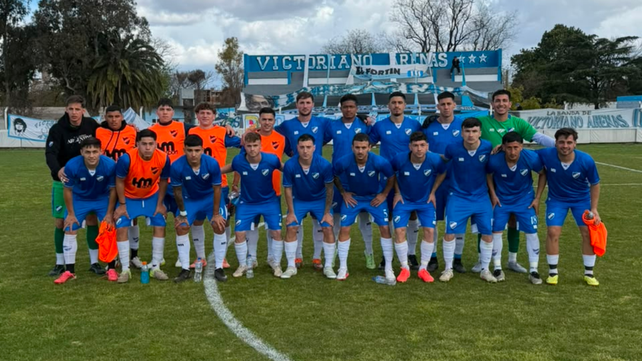 Partido de la Primera C entre Central Córdoba y El Porvenir en el estadio Gabino Sosa