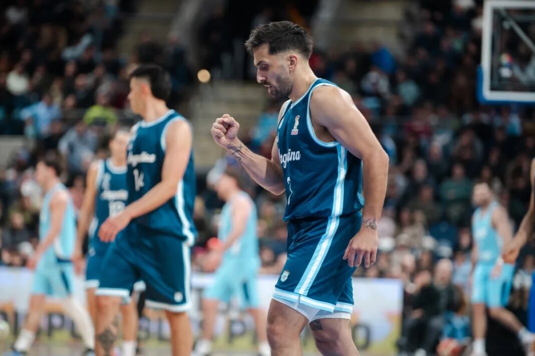 Selección argentina de básquet en partido de eliminatorias