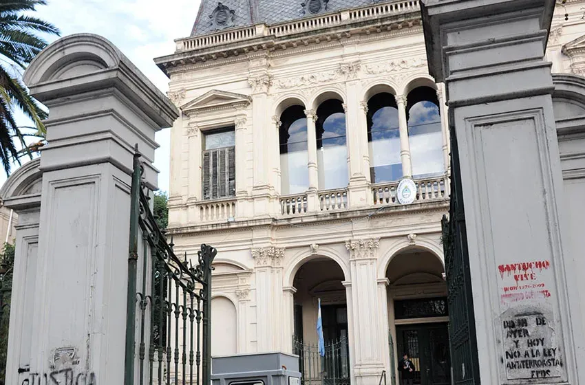 Fachada del Tribunal Oral Federal 1 de Rosario