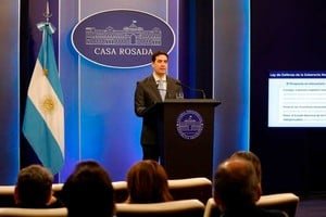 Adrián Ravier, vocero de Presidencia, durante su conferencia de prensa en la Casa Rosada