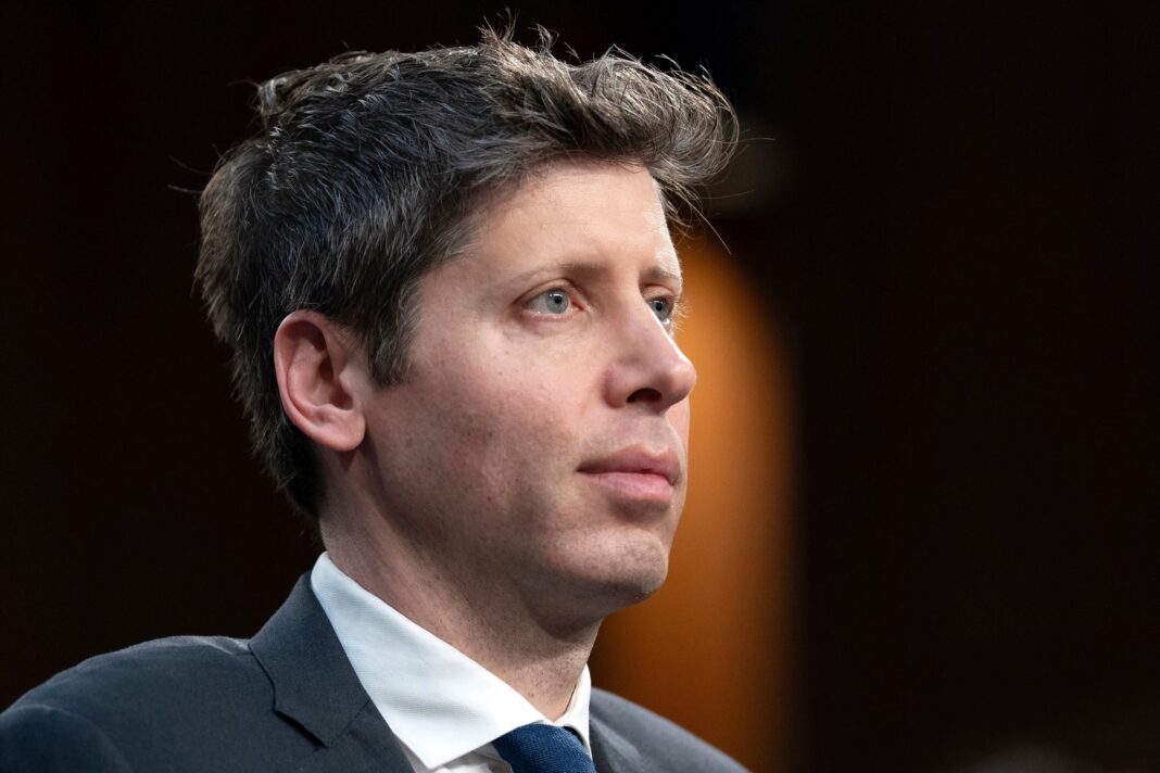 Sam Altman, CEO de OpenAI, en una conferencia