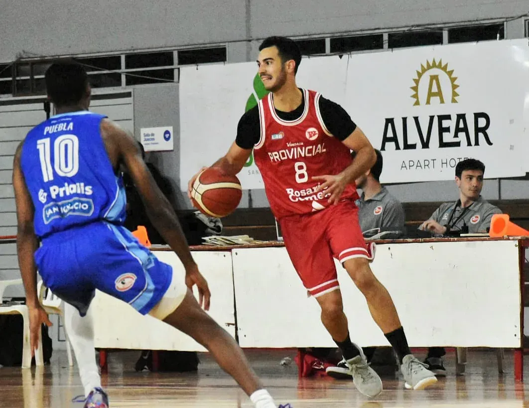 Partido de básquet en Rosario