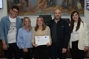 Entrega de certificados a docentes en el Concejo Municipal de Santa Fe