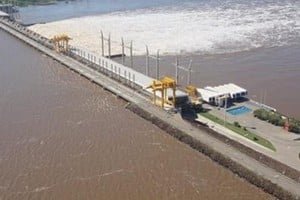 Crecida del río Uruguay en la costa de Concordia