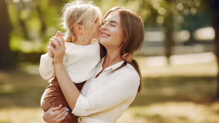 Día de la Madre: los nacimientos en Argentina cayeron casi 50% en diez años
