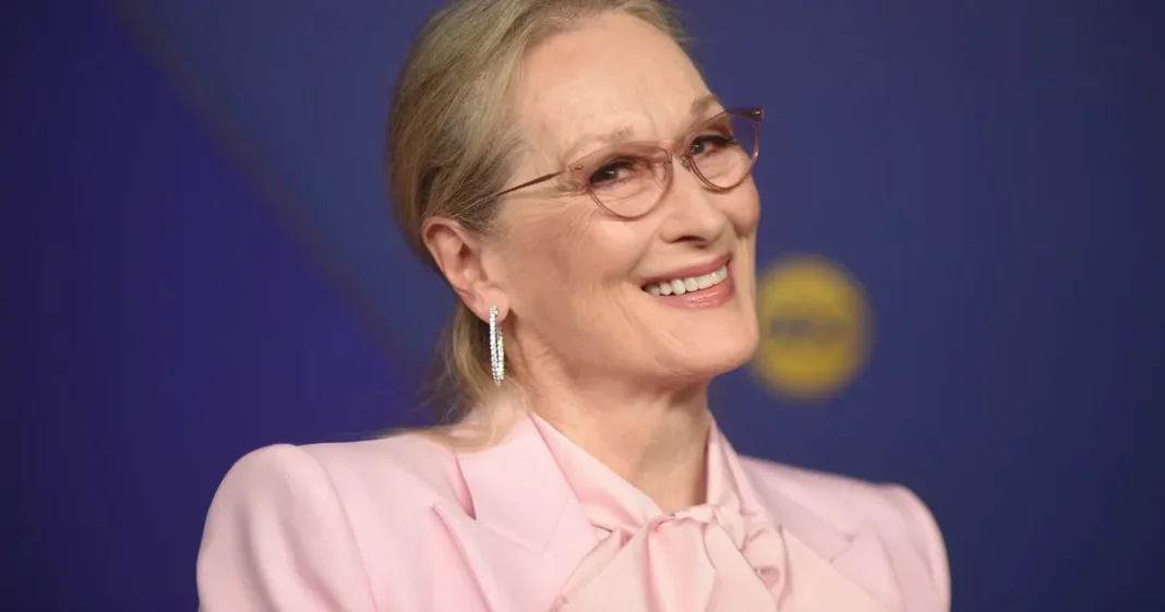 Meryl Streep sonriendo durante una entrevista