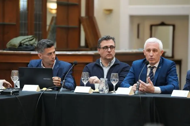 Presentación de la ExpoSeguridad Rosario con funcionarios provinciales y empresarios