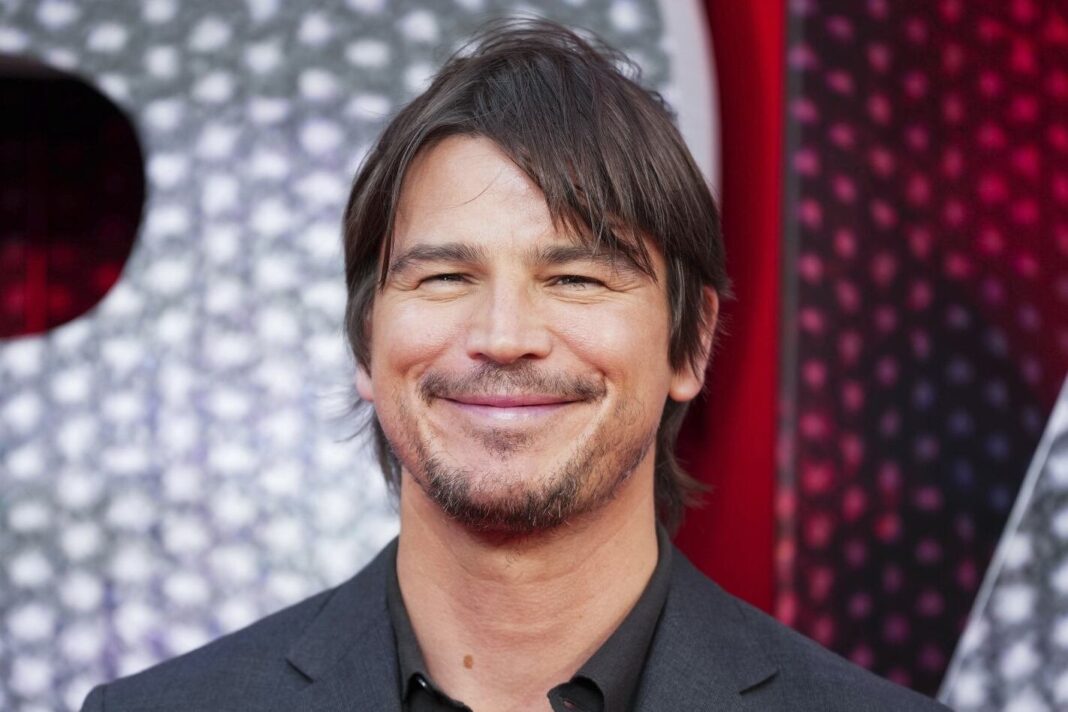 Josh Hartnett en el estreno de Verity: La sombra de un engaño