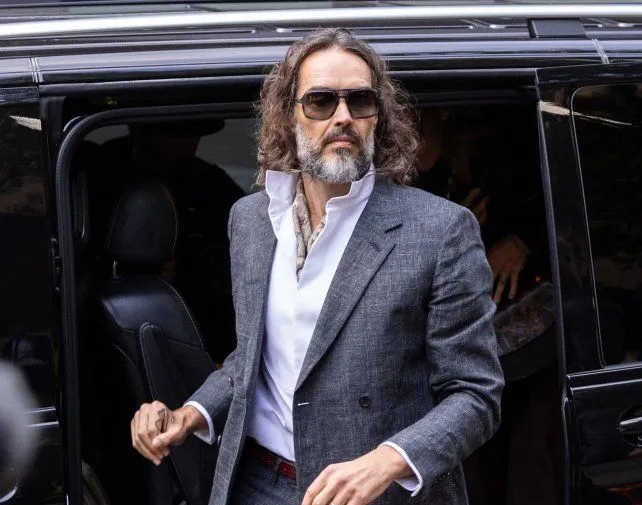 Russell Brand en el Tribunal de la Corona de Southwark