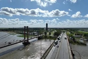 Cielo mayormente nublado sobre la ciudad de Santa Fe