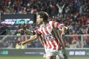 Lucas Menossi, jugador de Unión, durante un partido