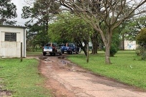 Fachada de la Escuela Agrotécnica N° 690 “Lucía Aráoz” en Ángel Gallardo