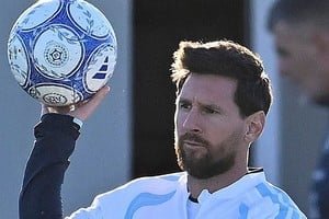 Lionel Messi durante el entrenamiento de la Selección argentina
